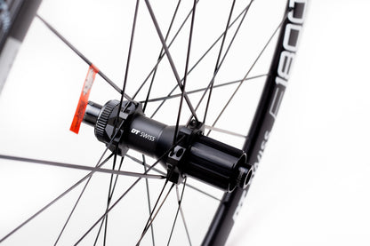 DT Swiss E1800 Alloy Disc Center Lock Wheelset w/opkge