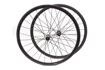 DT Swiss P1800 Spline Disc  Center Lock alloy Wheelset w/opkge
