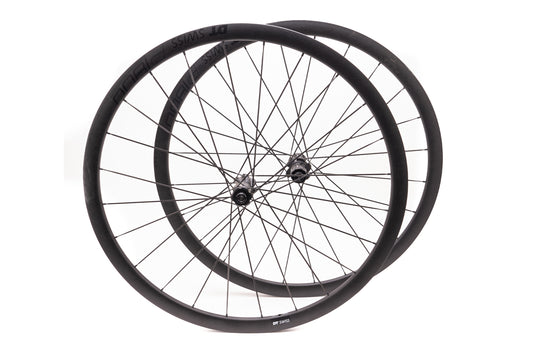 DT Swiss P1800 Spline Disc  Center Lock alloy Wheelset w/opkge